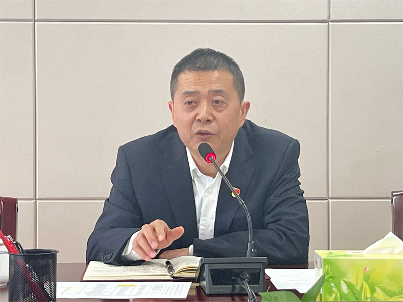 旅游公司党支部开展“汲取榜样力量 践行国企担当”主题党日活动--图3.jpg